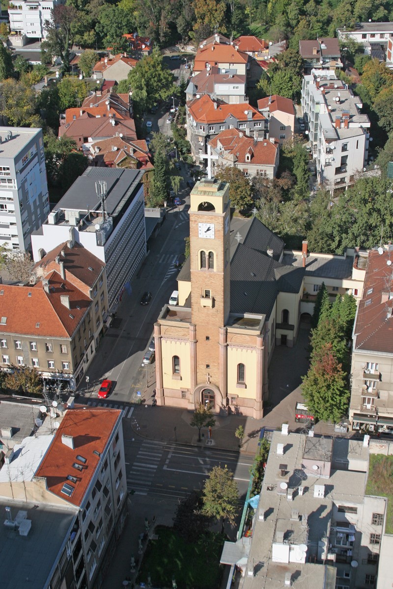 Crkva sv. Petra, pogled iz zraka